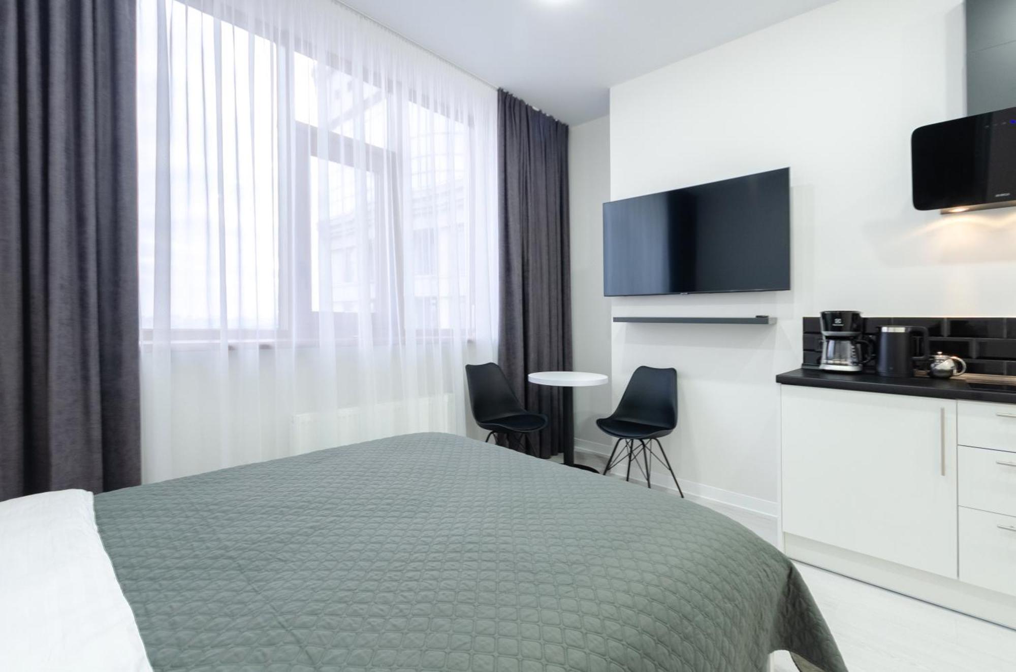 Petrovdom Inn Rc Diplomat Hall -The Smart Hotel Apartment Panoramic City View I Київ Екстер'єр фото