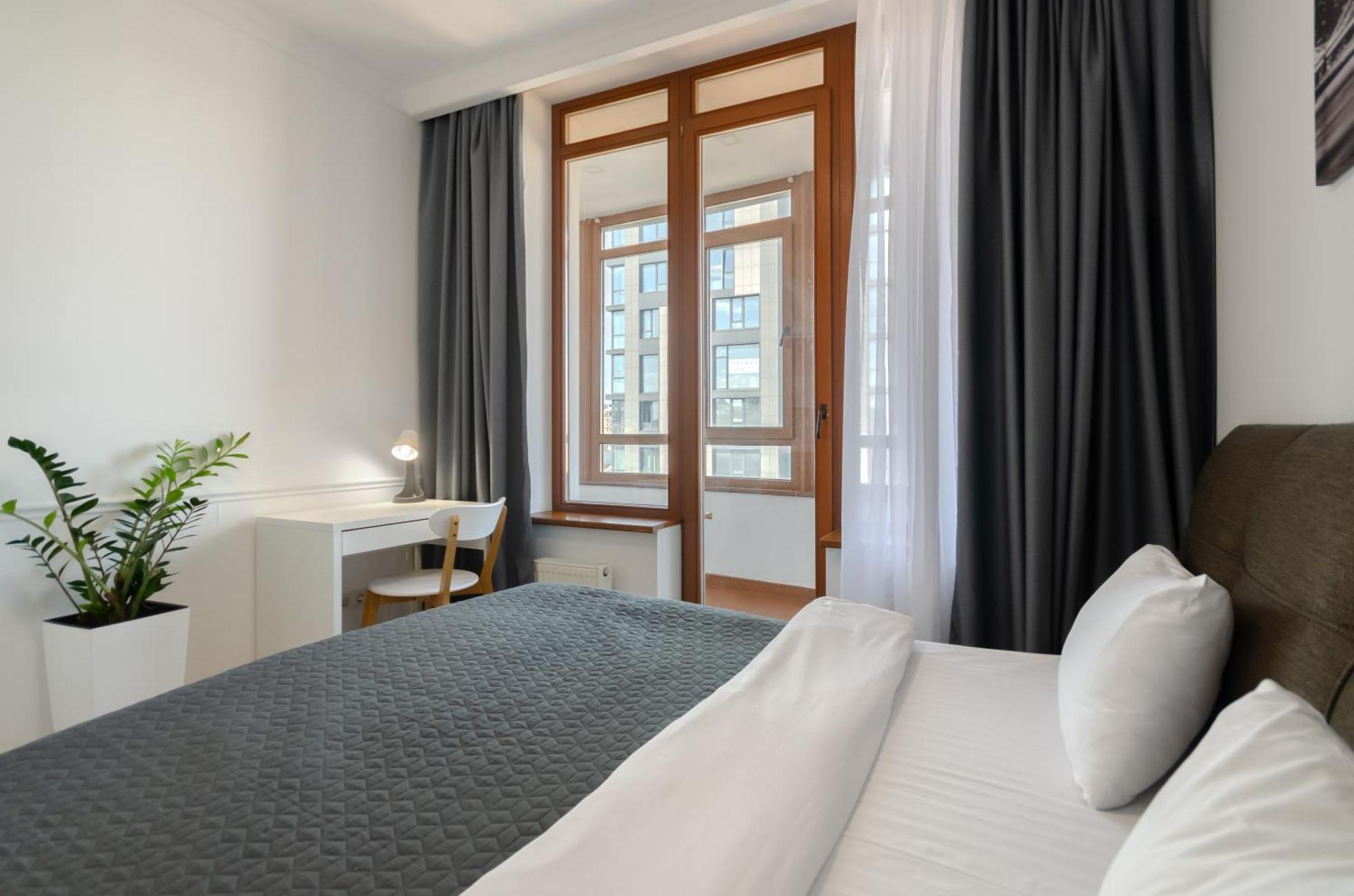 Petrovdom Inn Rc Diplomat Hall -The Smart Hotel Apartment Panoramic City View I Київ Екстер'єр фото